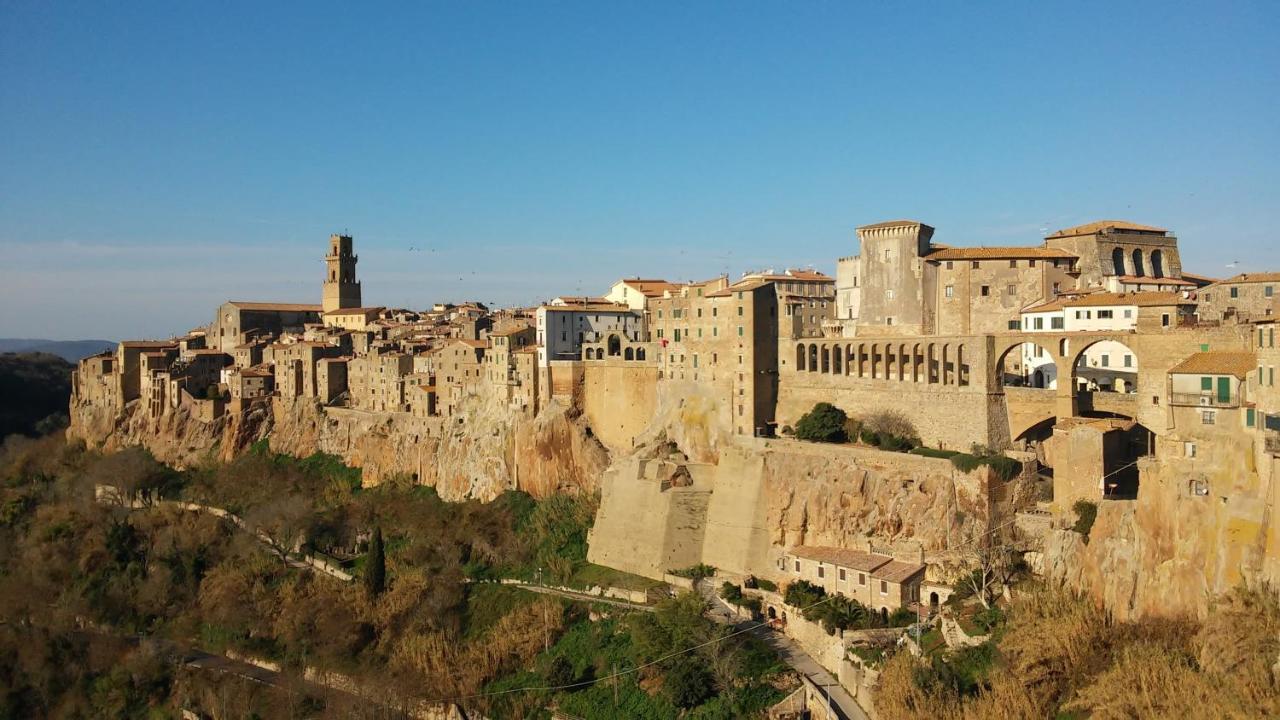 ホテル Residenza Pitigliano Gens Petilia - Nuova Gestione エクステリア 写真