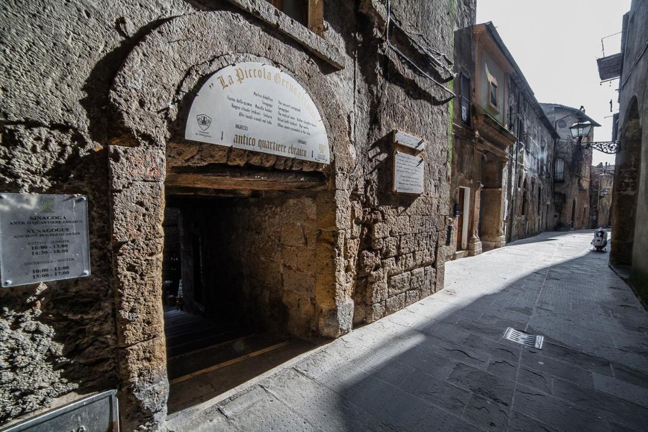ホテル Residenza Pitigliano Gens Petilia - Nuova Gestione エクステリア 写真