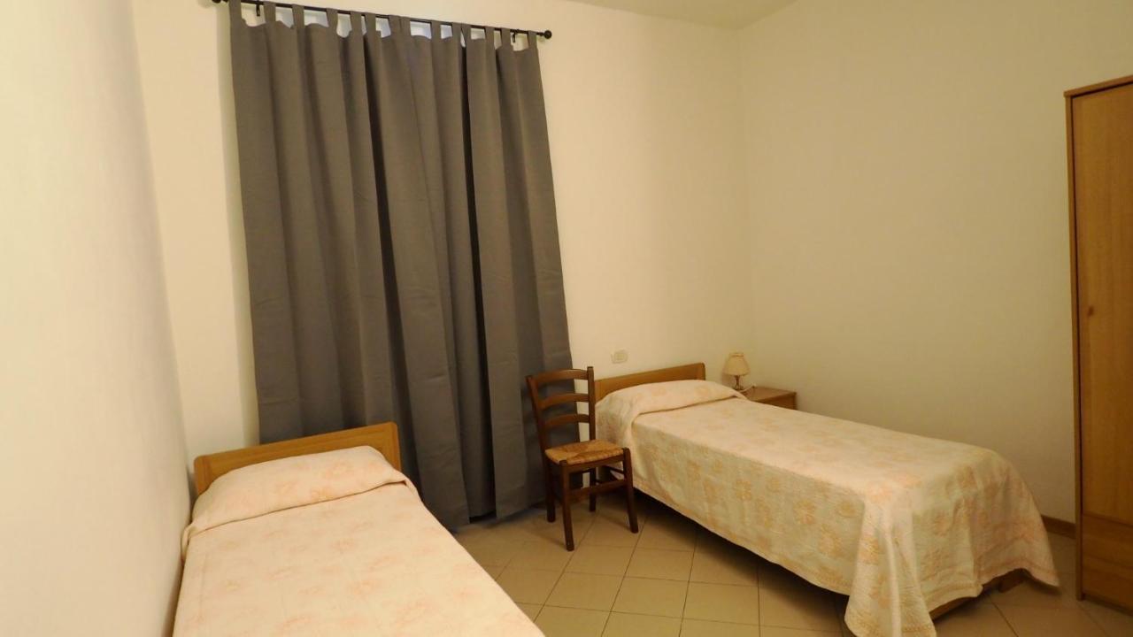 ホテル Residenza Pitigliano Gens Petilia - Nuova Gestione エクステリア 写真