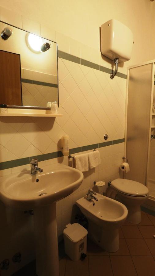 ホテル Residenza Pitigliano Gens Petilia - Nuova Gestione エクステリア 写真